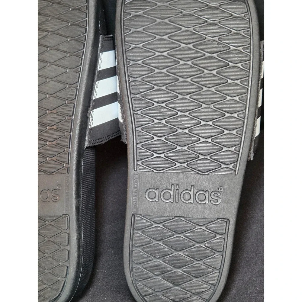Adidas Adilette Shower Slides Mens‎ 8 Black White Athletic Sandals JS4313